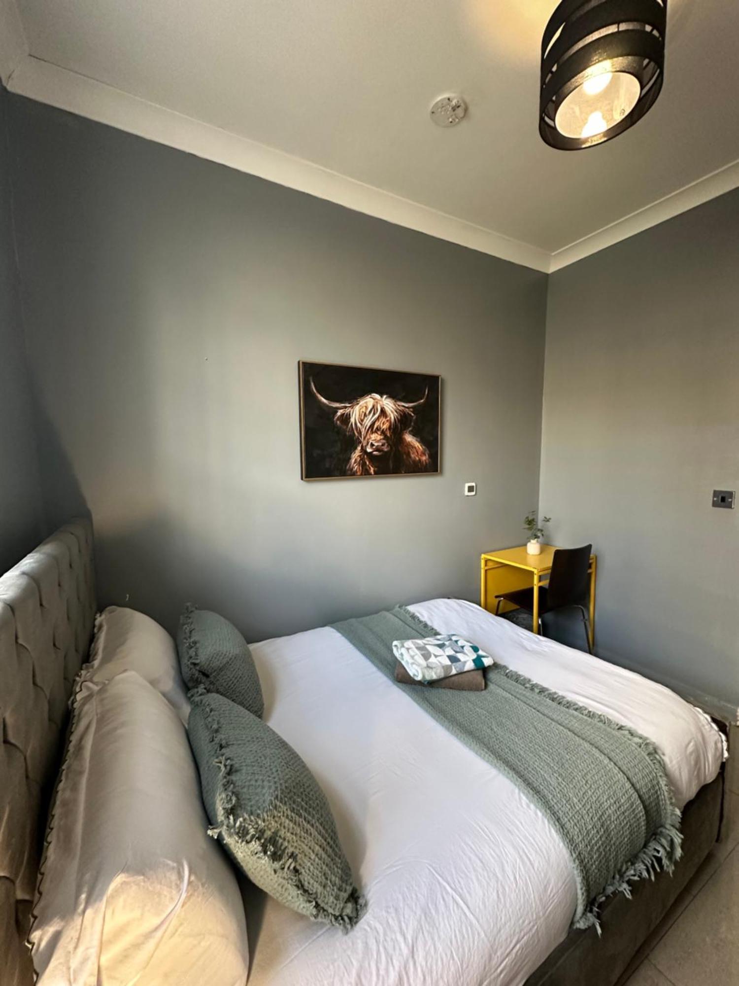 "Bright & Spacious" 3 Bedroom Flat By Kings Cross, St Pancras Station!!!!64 London Luaran gambar
