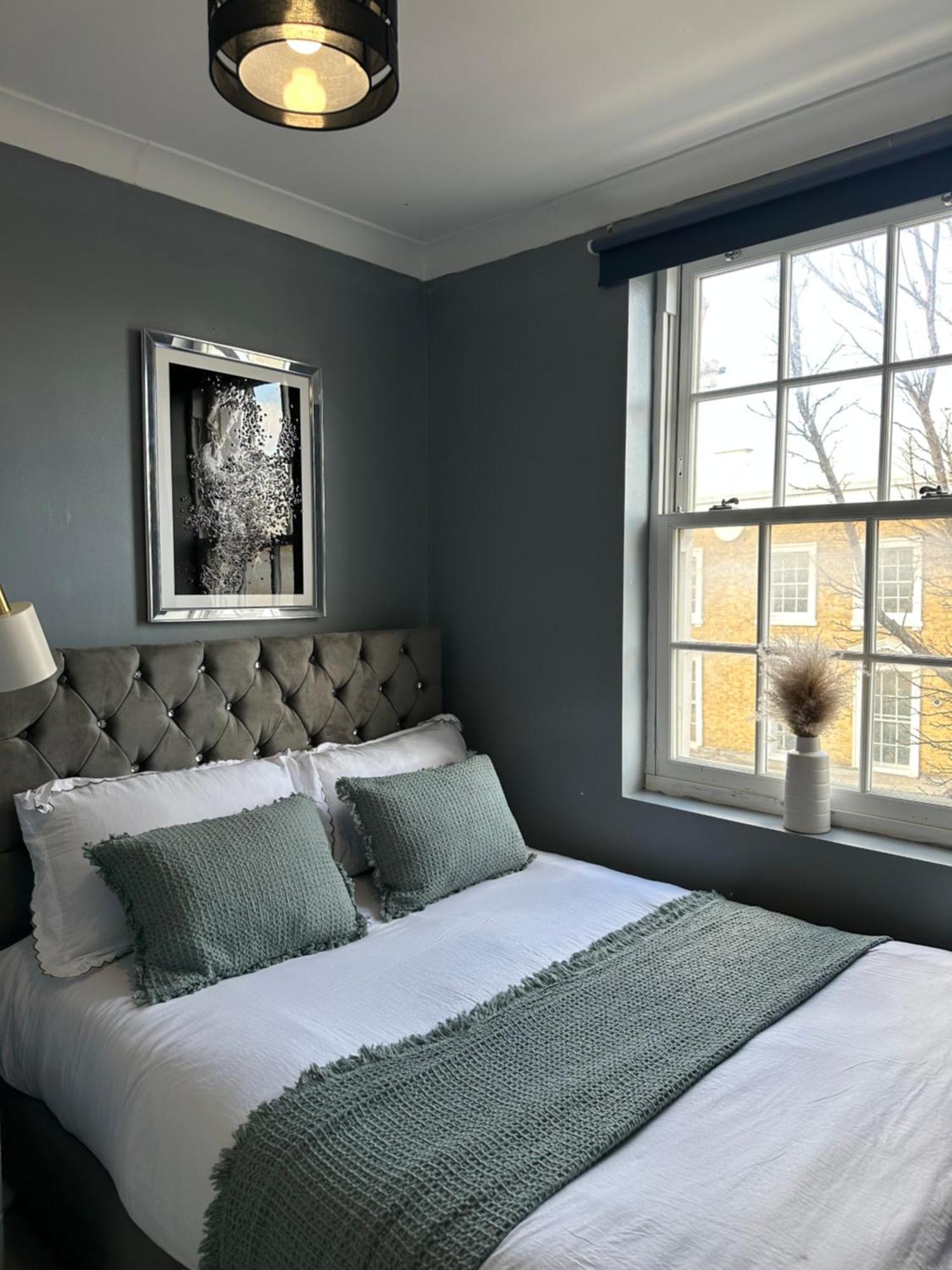 "Bright & Spacious" 3 Bedroom Flat By Kings Cross, St Pancras Station!!!!64 London Luaran gambar