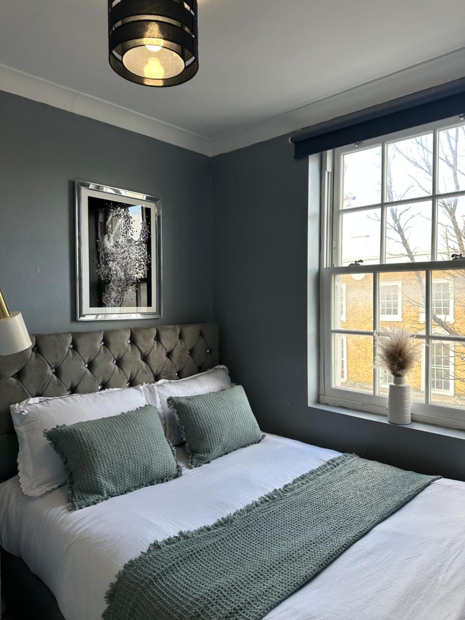 "Bright & Spacious" 3 Bedroom Flat By Kings Cross, St Pancras Station!!!!64 London Luaran gambar